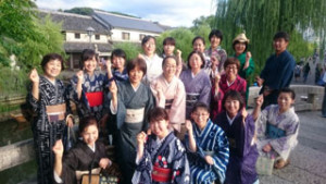 キモノジャック　参加　（倉敷川、川船に乗る）